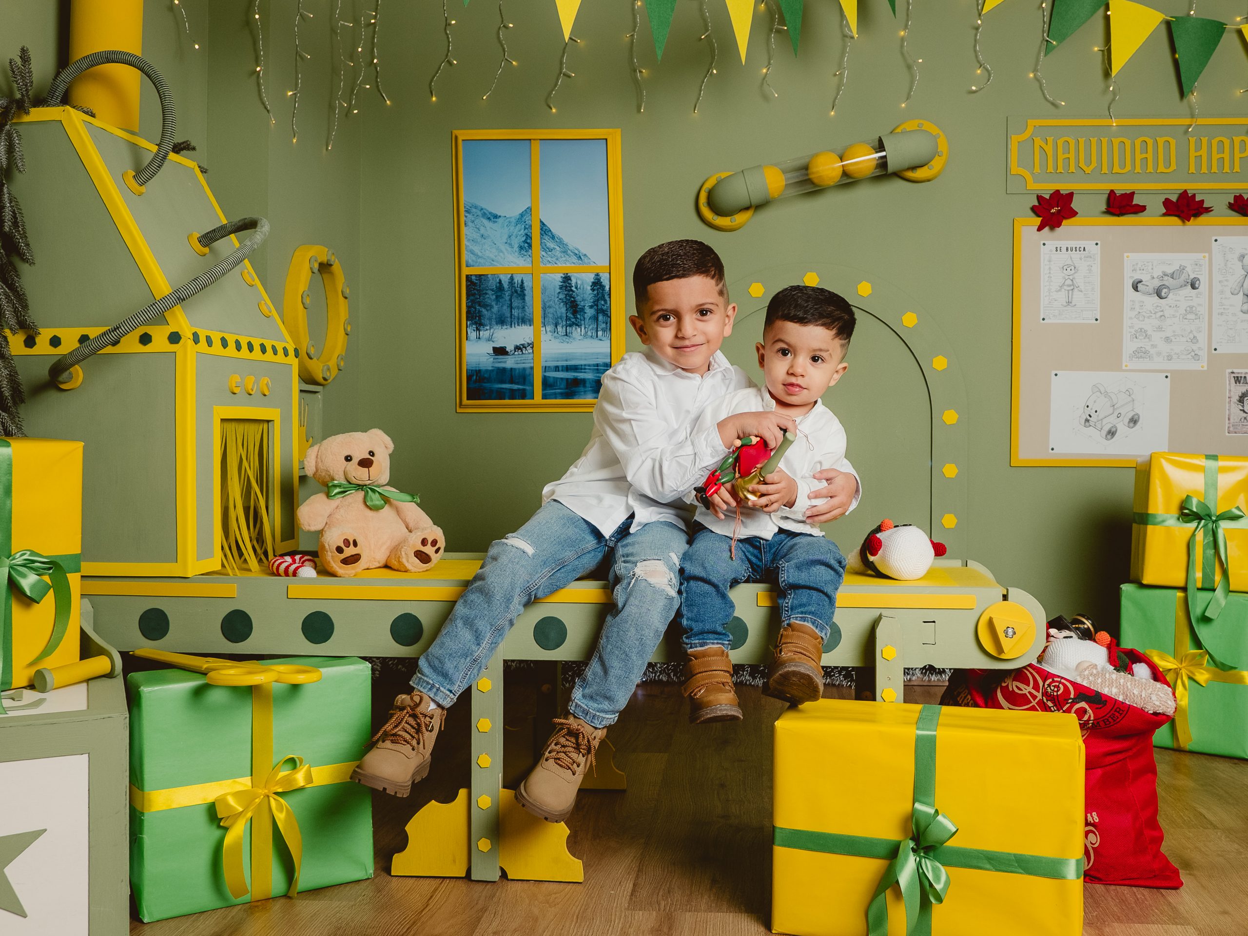 NAVIDAD 25 - NAEL Y ENRIQUE